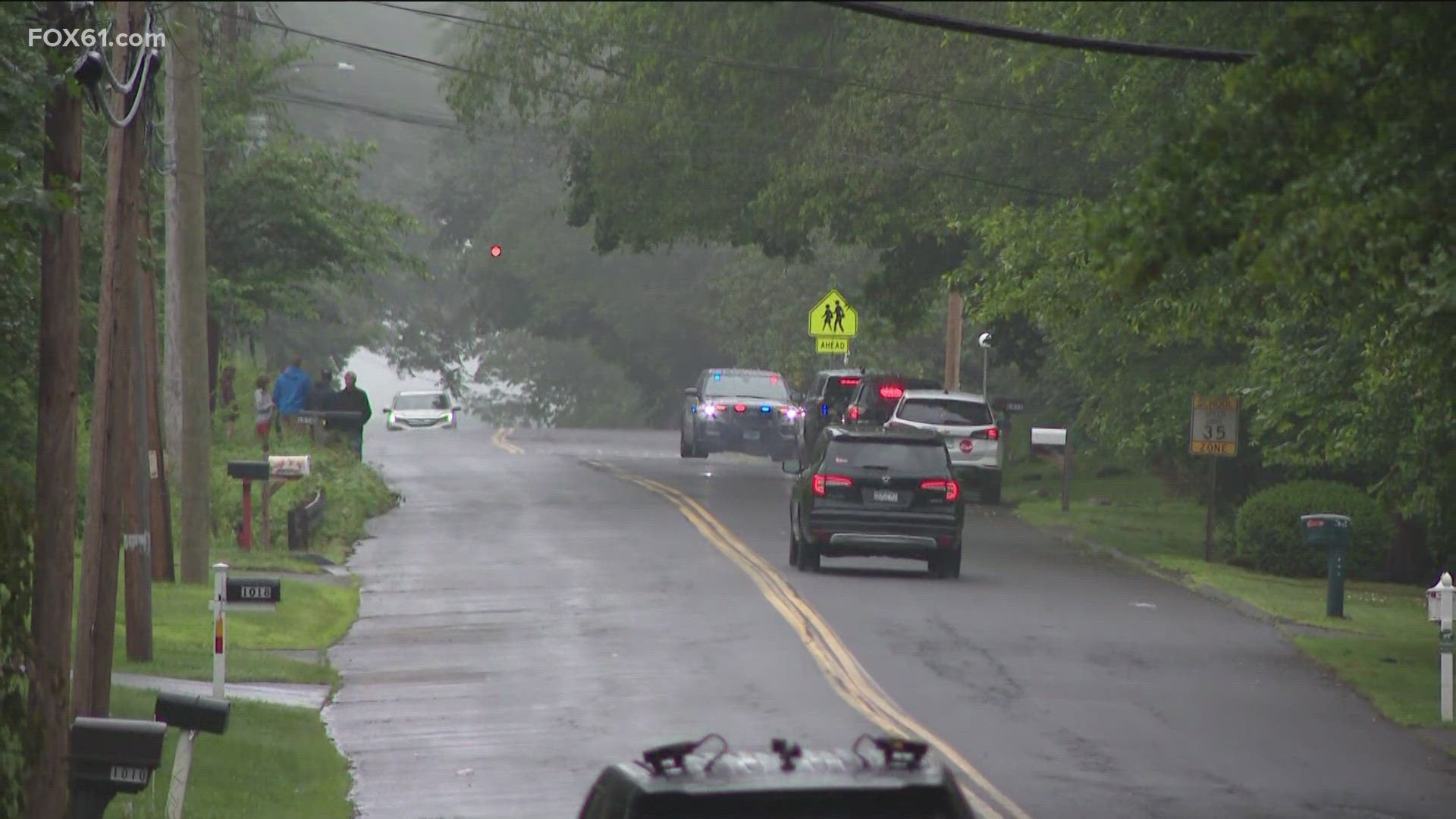 Man in custody after barricading inside home for hours: North Haven ...