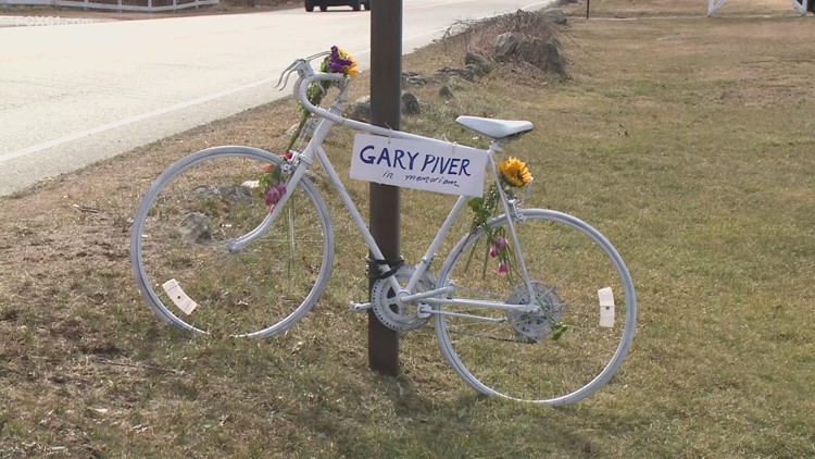 Bicyclist community and high school remember Stonington man killed Monday night