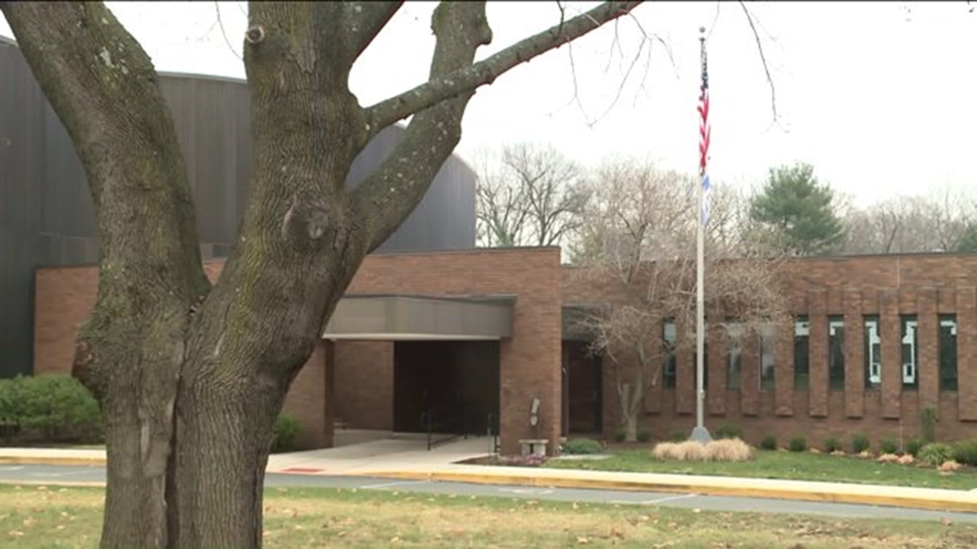 Members at West Hartford synagogue concerned for safety after strange incident