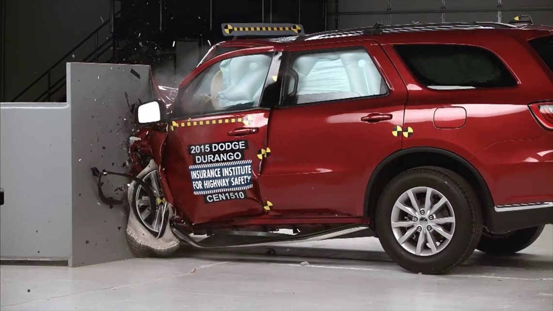 Only 3 of 7 midsize SUVs perform well in crash tests