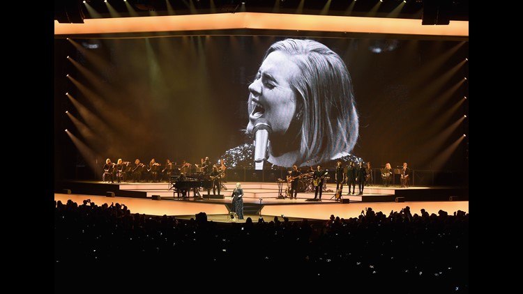 Adele Performing At Super Bowl Halftime Show Next Year?!