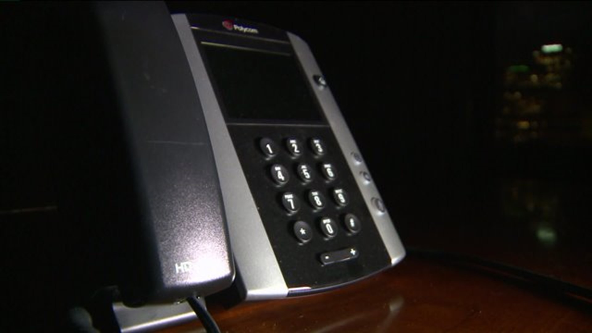 Don`t fall for scams this holiday season