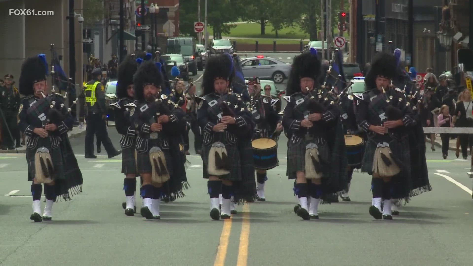 Connecticut Law Enforcement React Fallen Officers Emotional Funeral ...