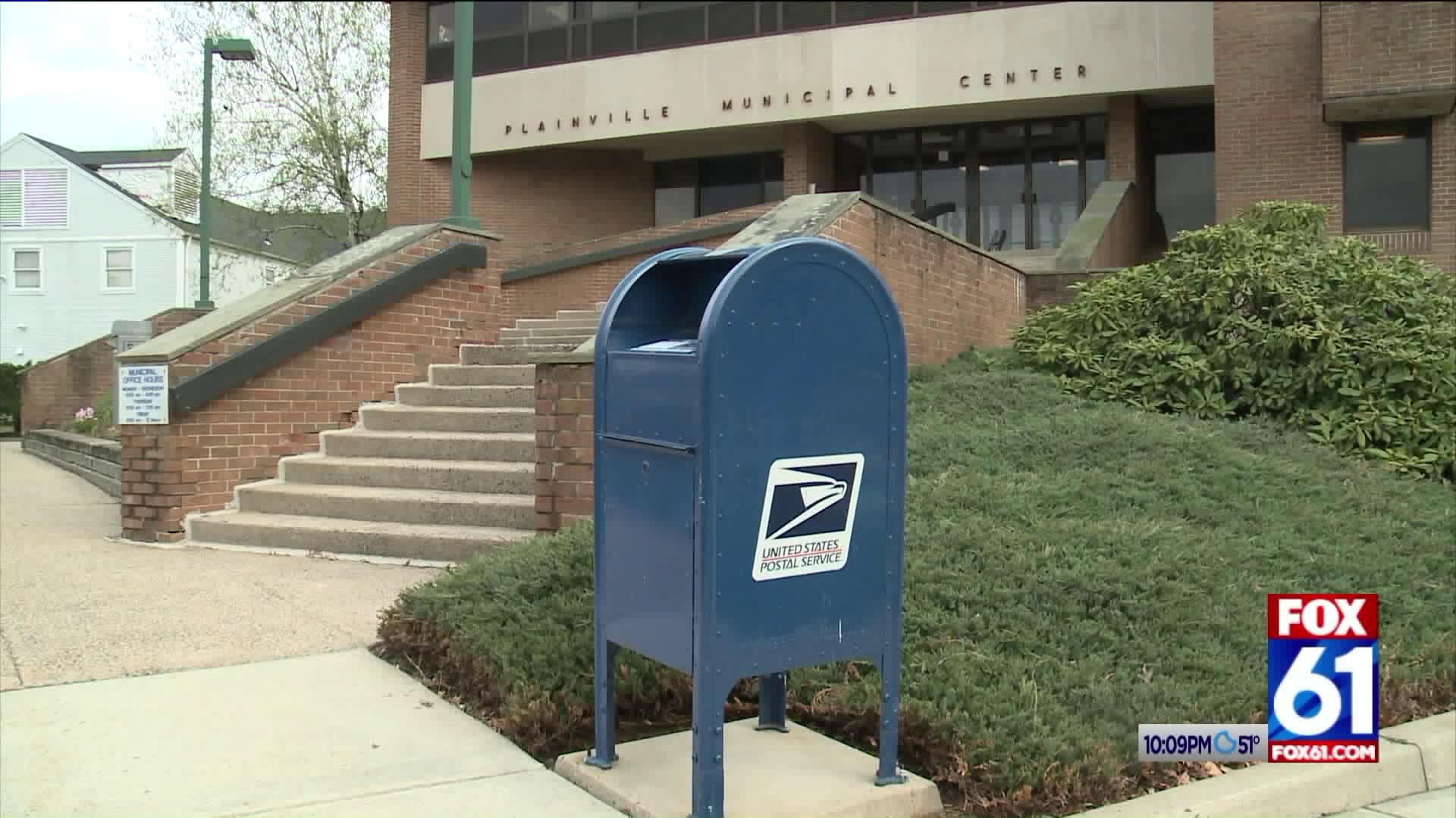 Plainville police: Post office box broken into, mail stolen 