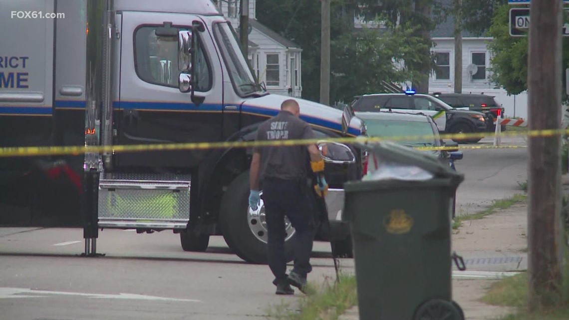 New London Police say one dead in shooting fox61 com