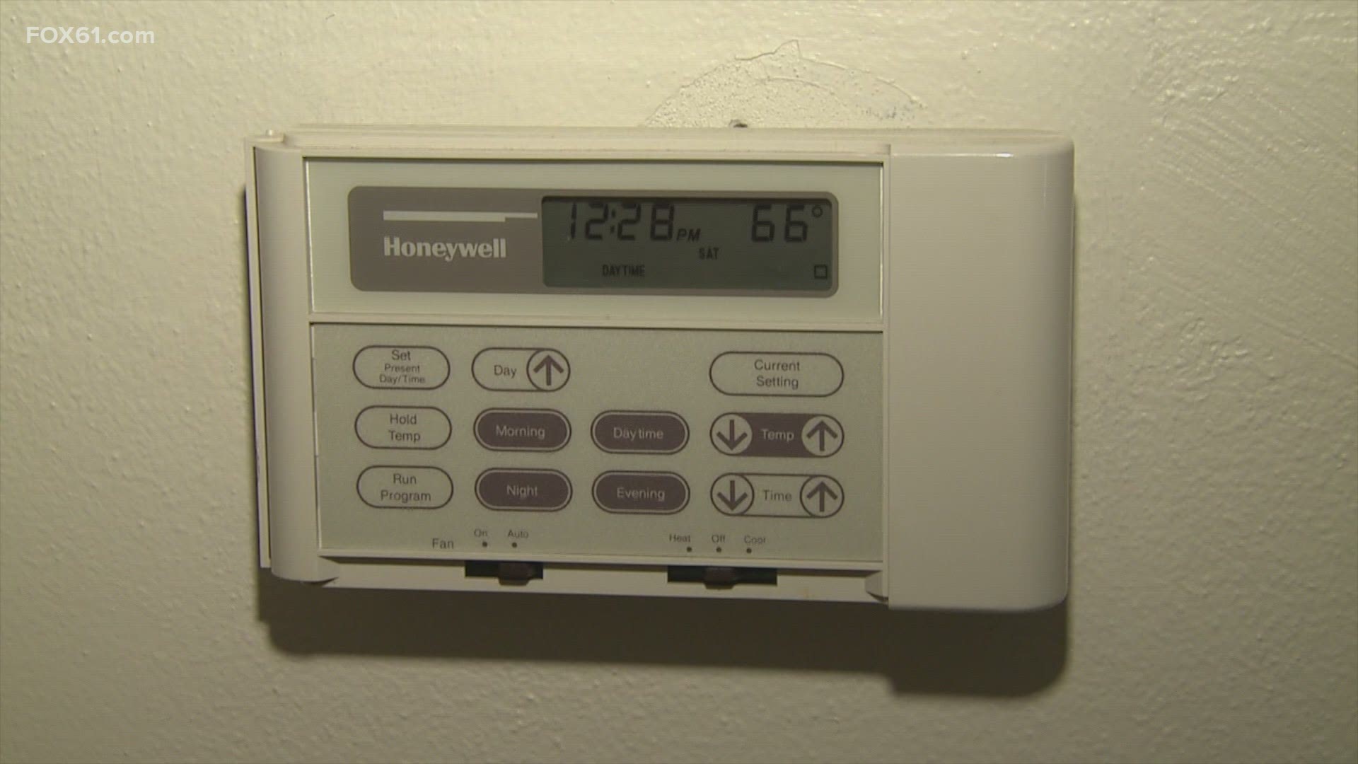 The FREE Connecticut Energy Assistance Program will help families across the state to pay for their home-heating bills this winter. Here are details of how to apply.