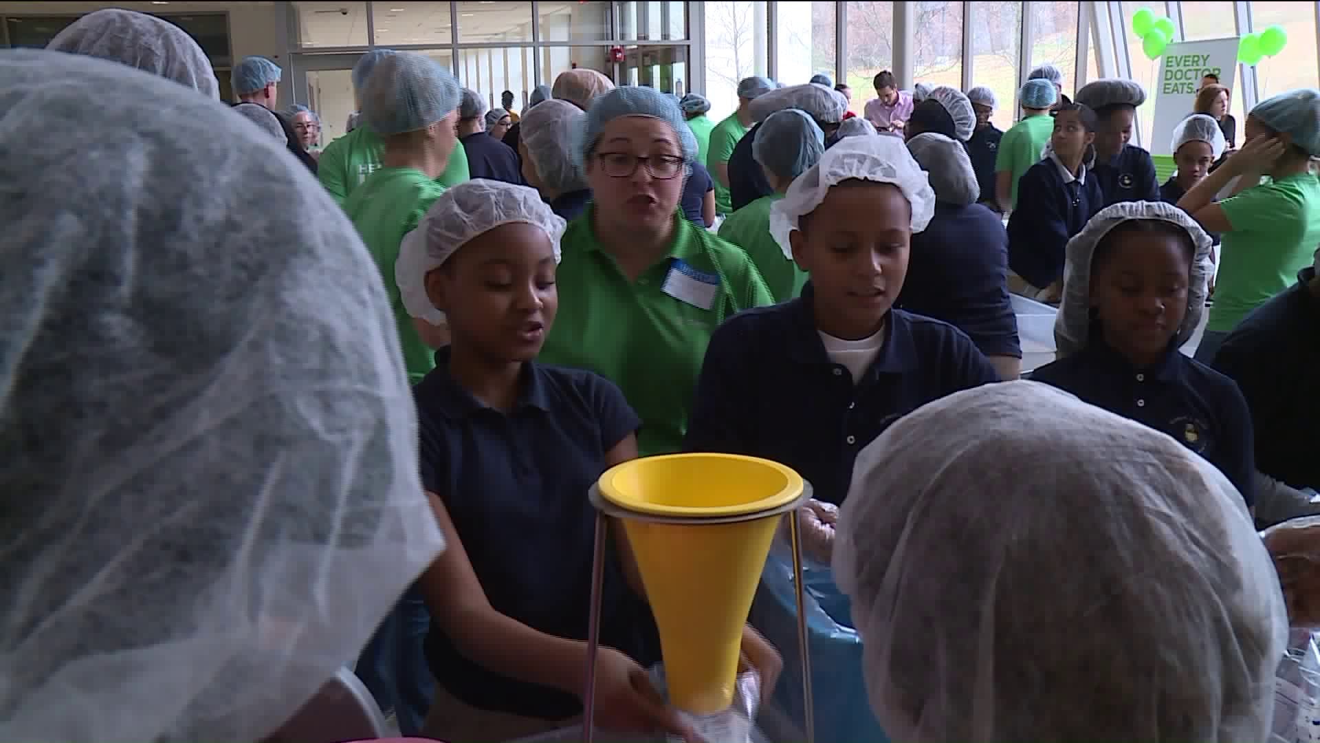 Hartford students on a mission to feed the hungry