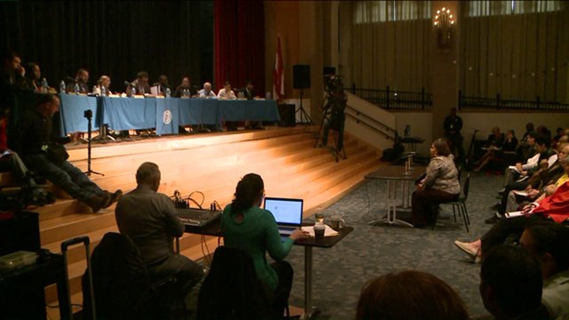 Hartford budget meeting turns heated