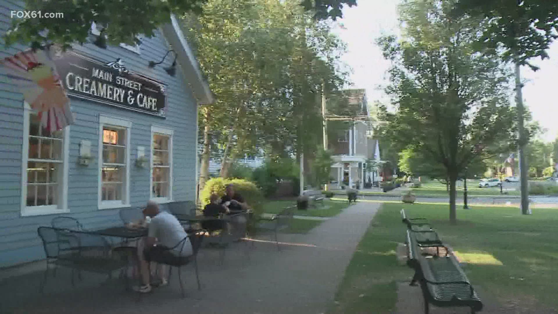 Even with temperatures near 100 degrees, people still came out to get some ice cream.