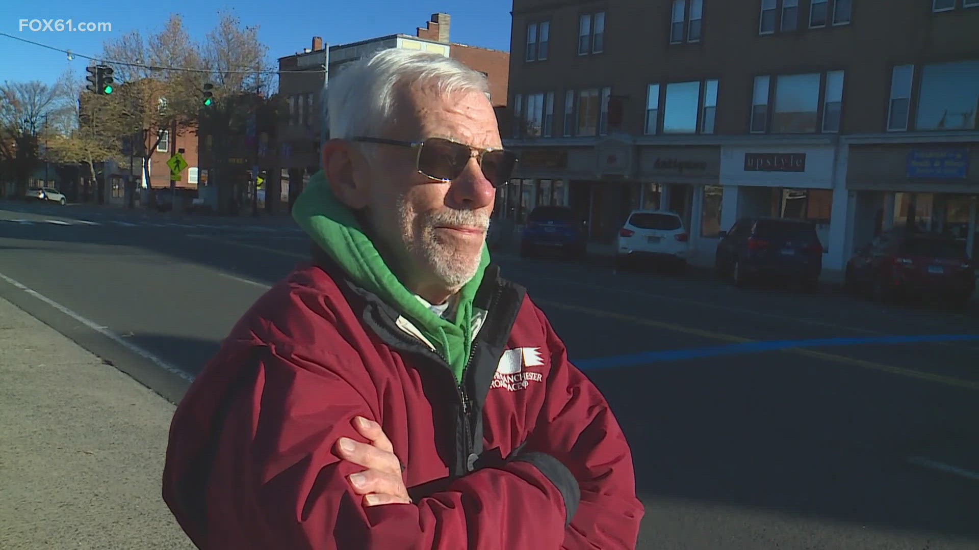 We remember Bob Moran, who was a long-time starter for the Manchester Road Race. Dave Smith is ready to take on the role. FOX61's Angelo Bavaro reports.