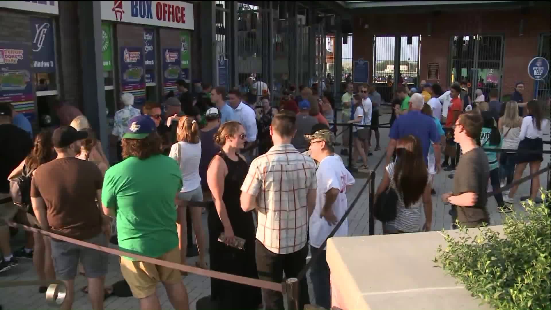 Crowds coming to Hartford for baseball