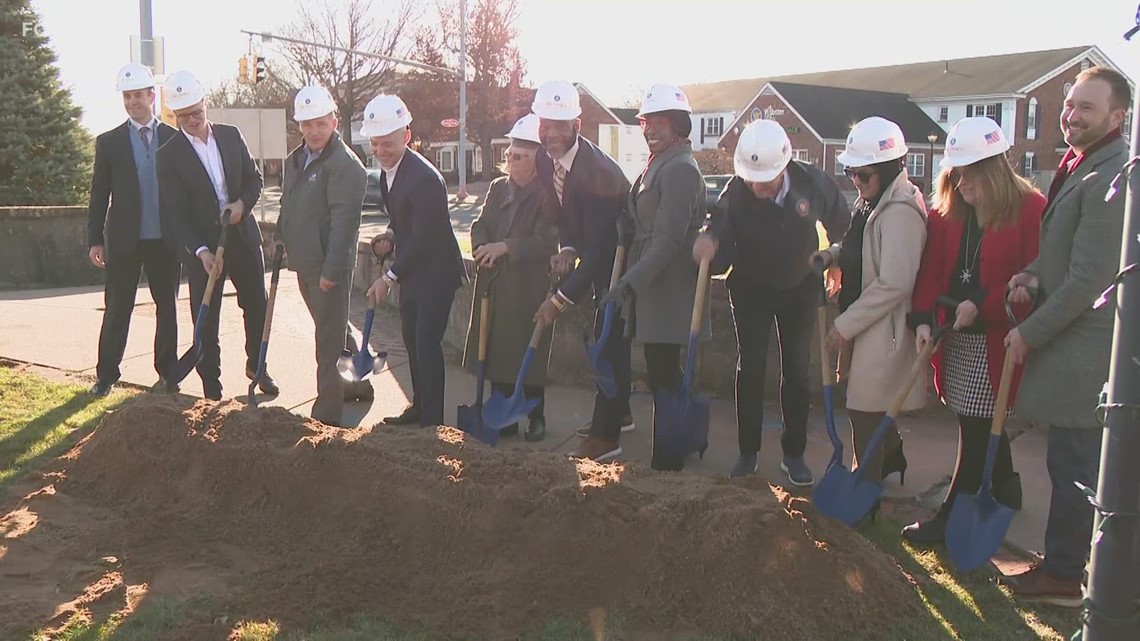 Founders Square in Windsor breaks ground | fox61.com