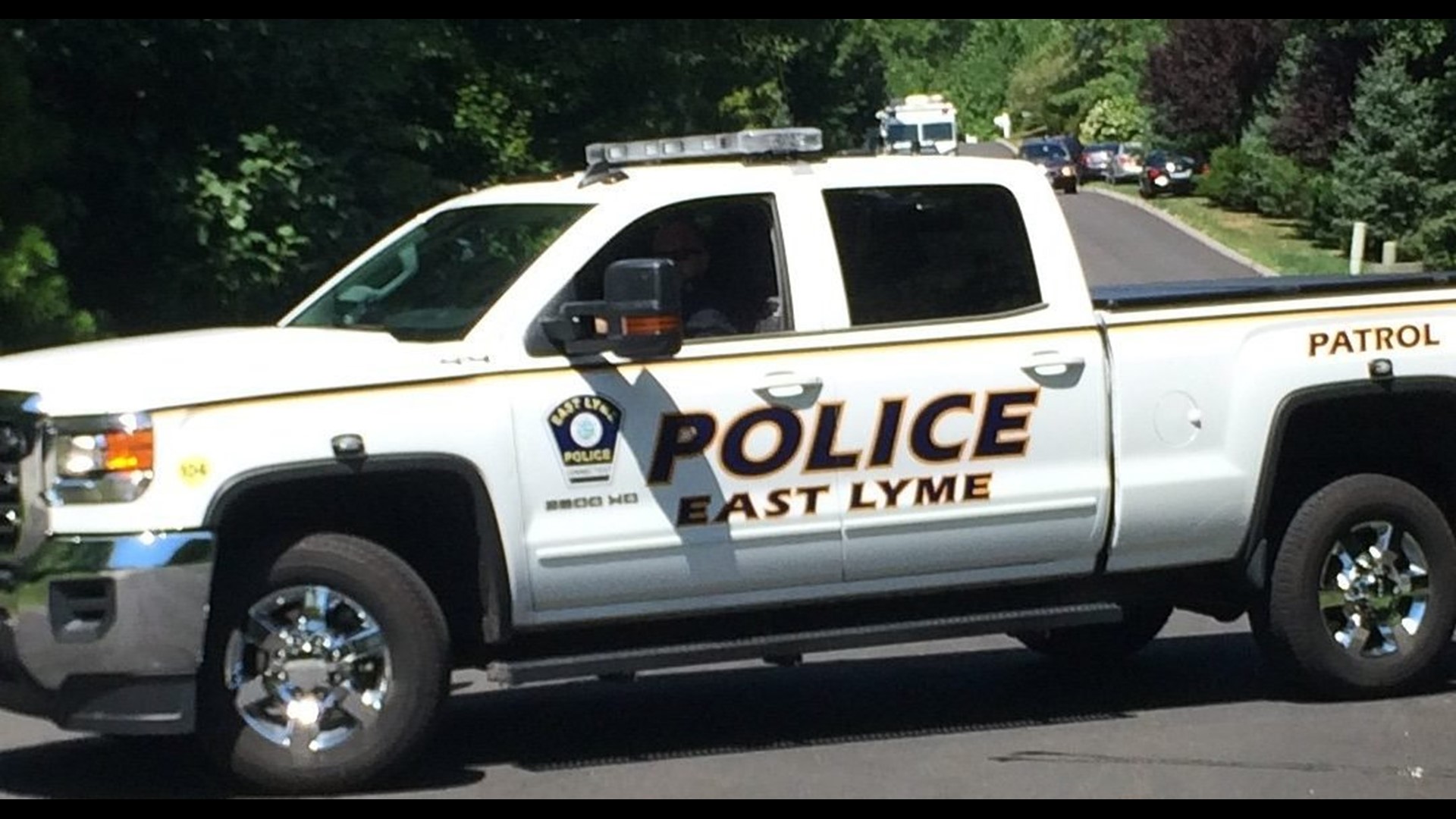 Montville man killed in East Lyme motorcycle crash