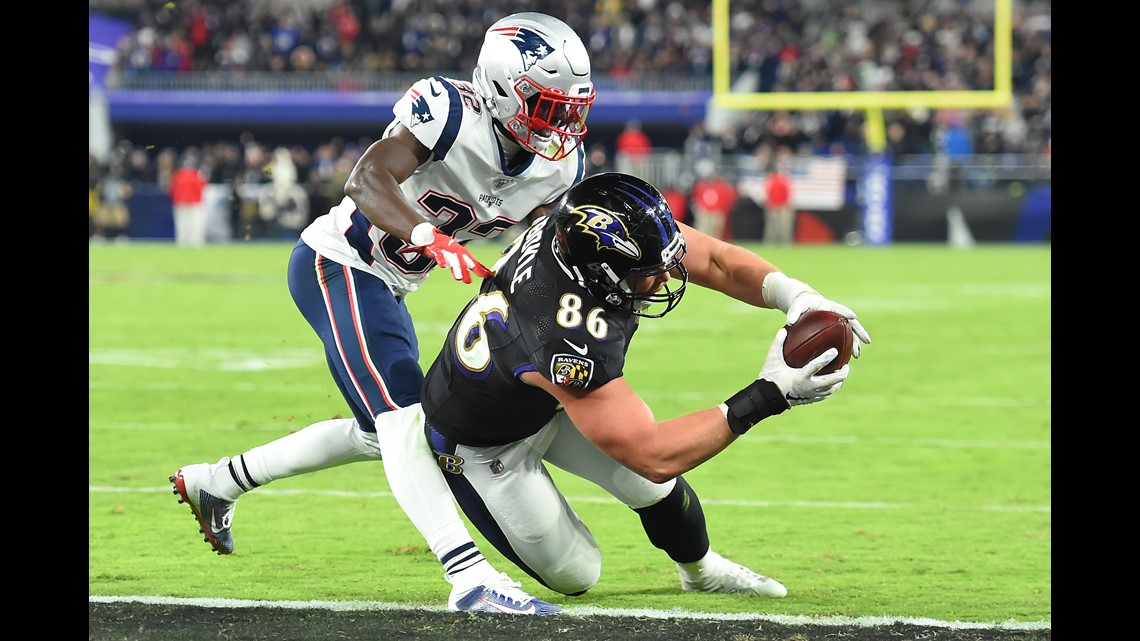 Unbeaten no more, Patriots fall to Jackson and Ravens 37-20