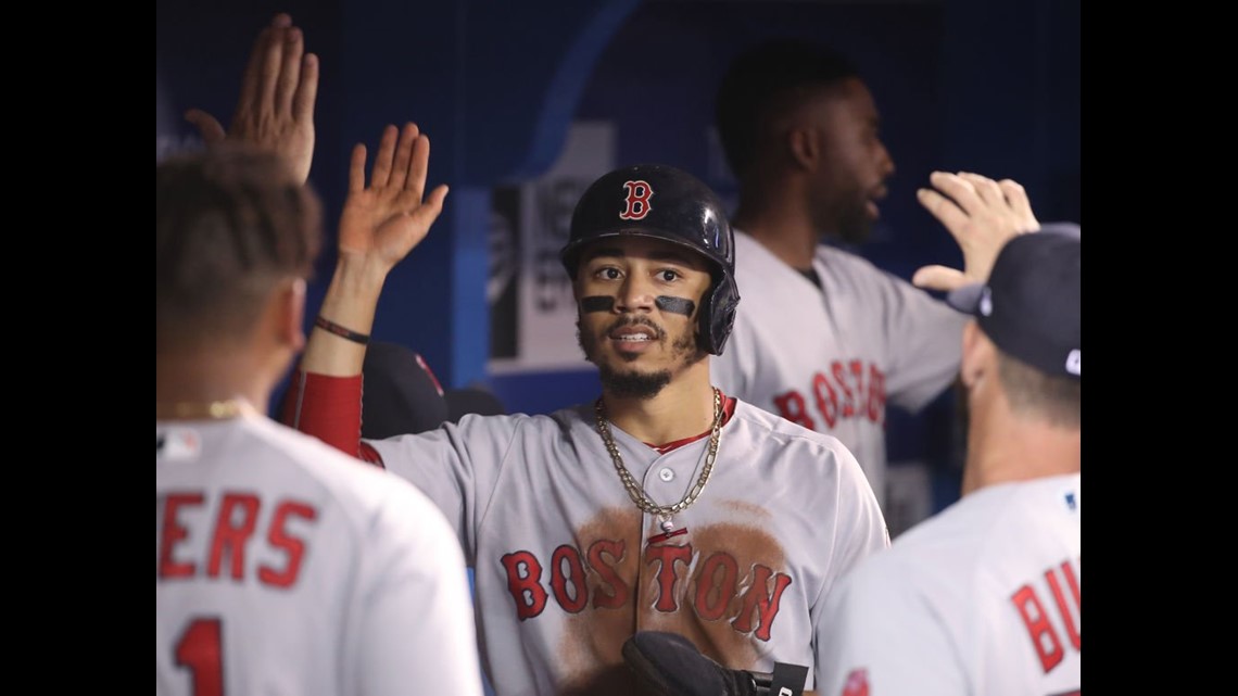 Mookie Betts homers in 9th inning to complete the 1st MLB cycle of 2018 