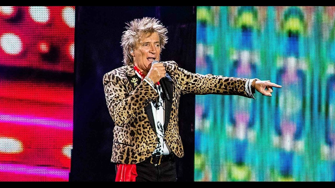 Rod Stewart Reveals Battle With Prostate Cancer