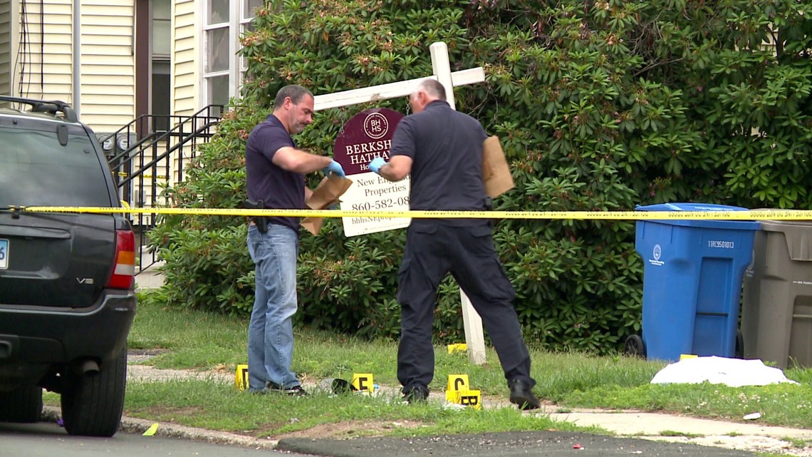 Police investigate shooting in residential area of Bristol