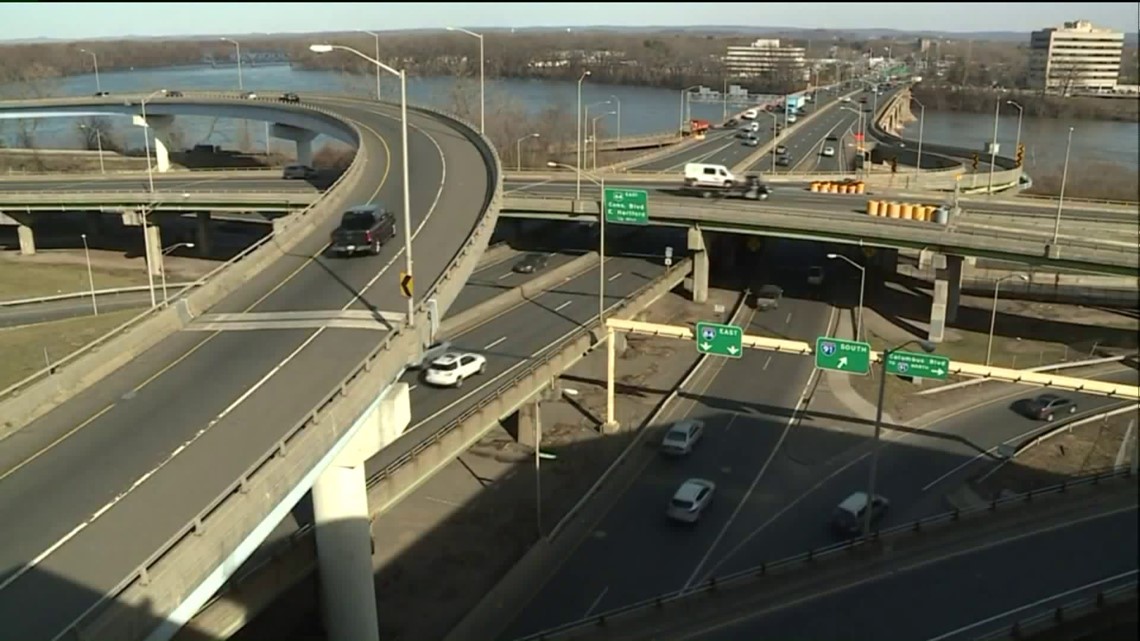 Connecticut lawmakers pitch introducing highway tolls