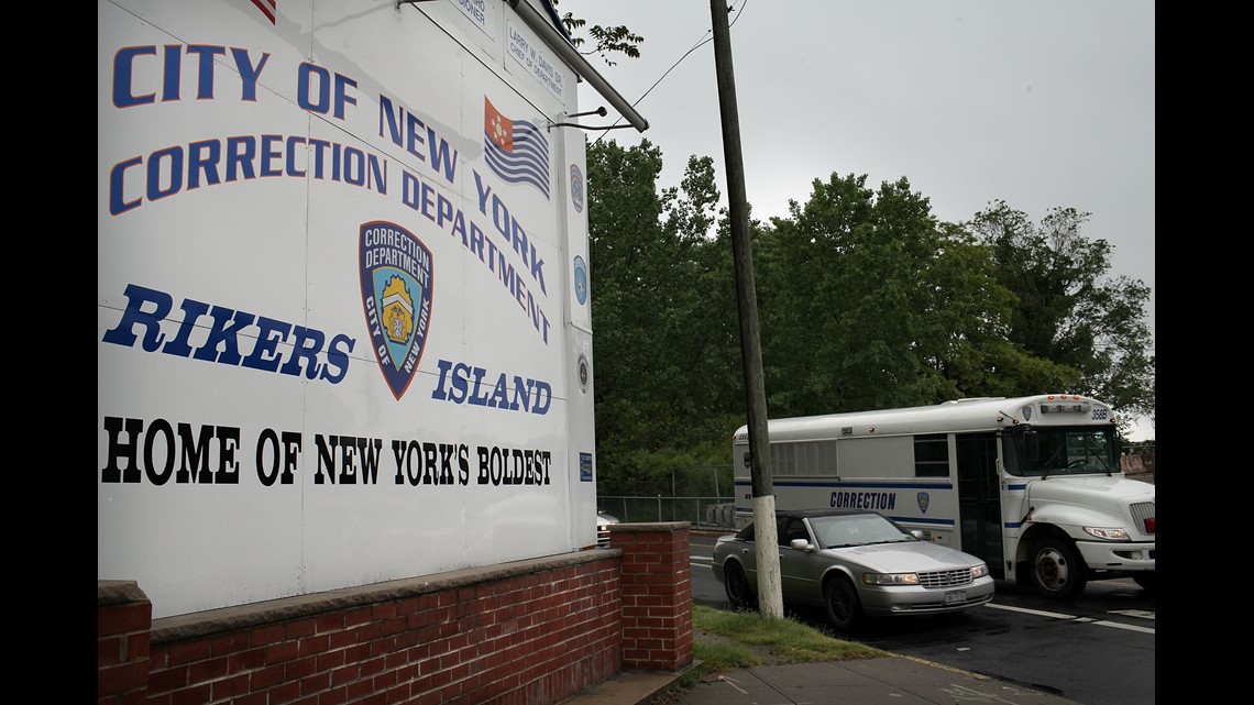 Plan to close notorious Rikers jail complex by 2026 approved | fox61.com