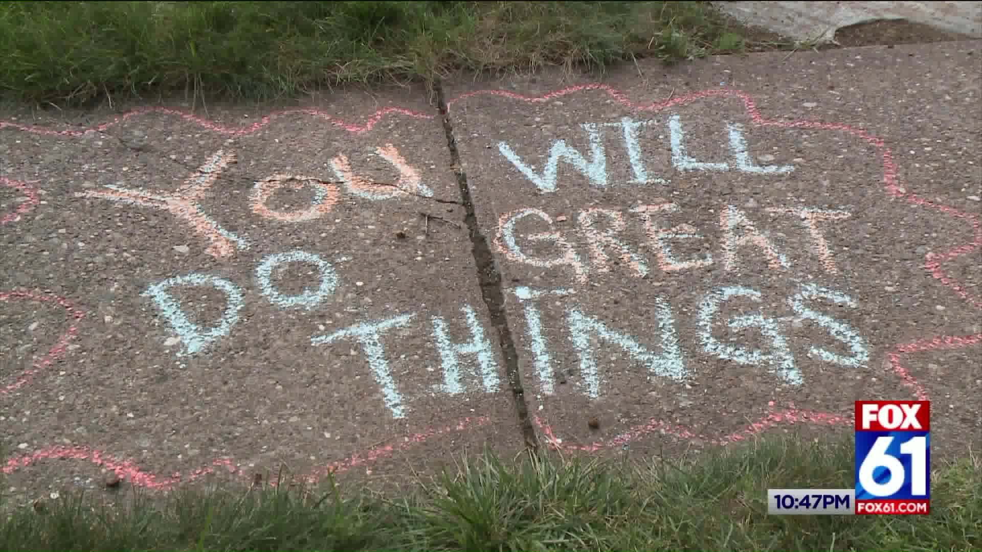 Spreading positive messages on the first day of school in Manchester