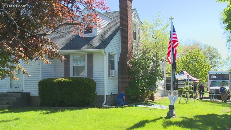 House of Heroes fixes up Connecticut veteran's homes