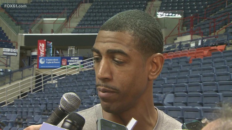 Arbitrator rules UConn coach Kevin Ollie improperly fired