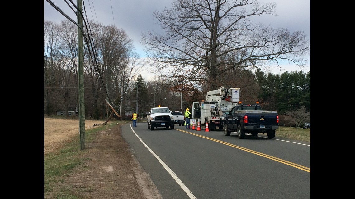 Route 167 back open after Avon crash