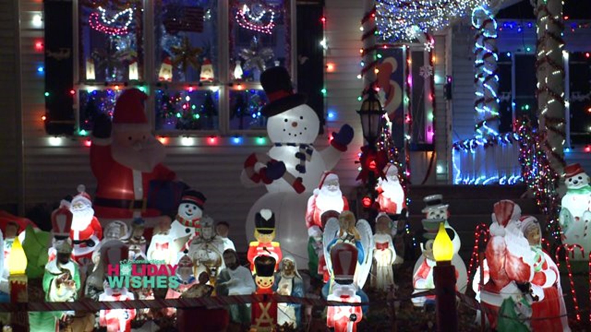 Holiday Wishes: Jay & Ray, New Britain`s famous Christmas house, Zoo Lights, and cooking with Big Y