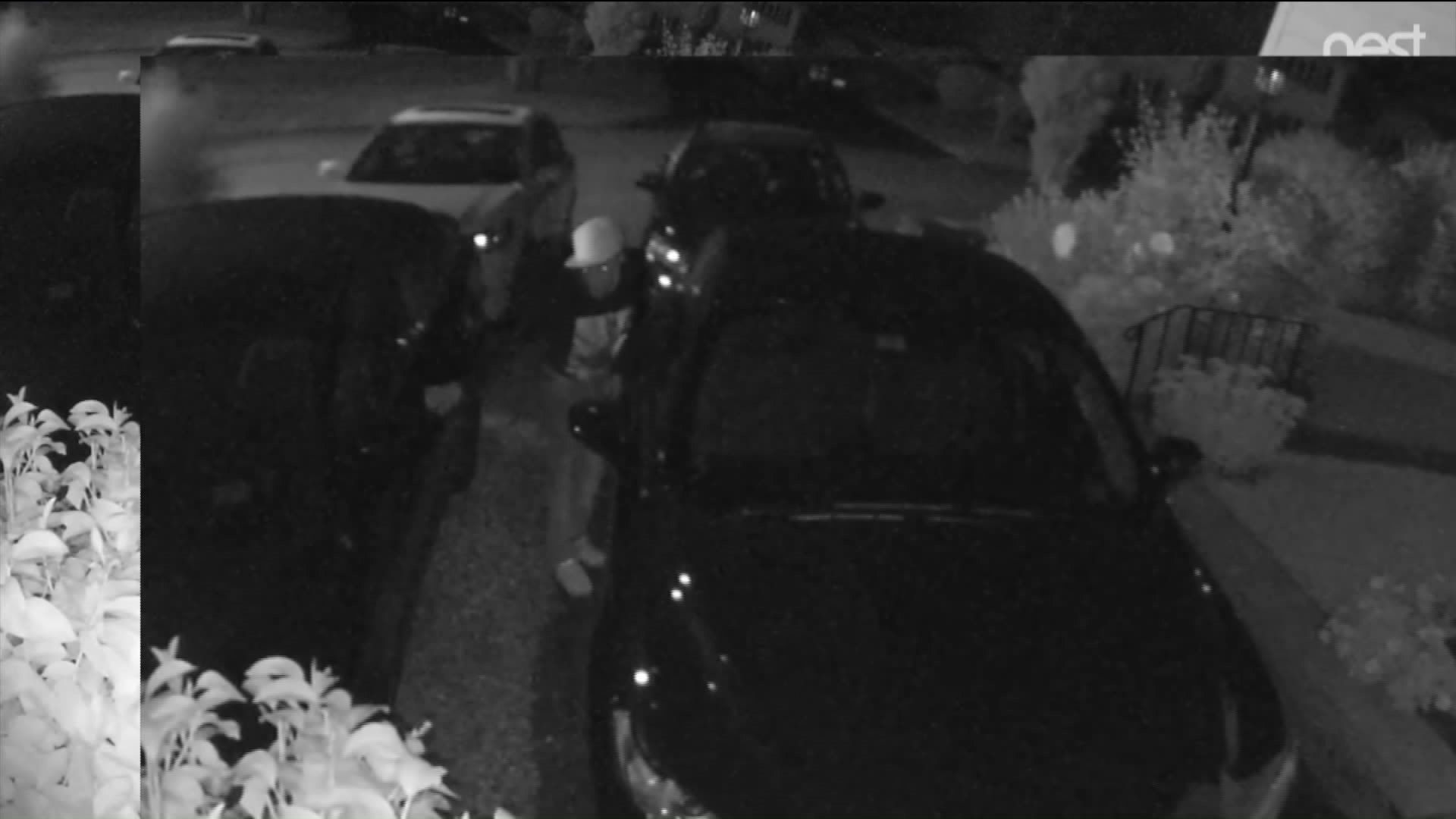 Police investigating car thefts