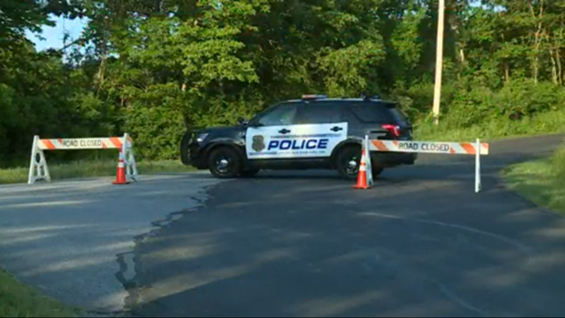 Two teens killed, three others injured in Torrington crash