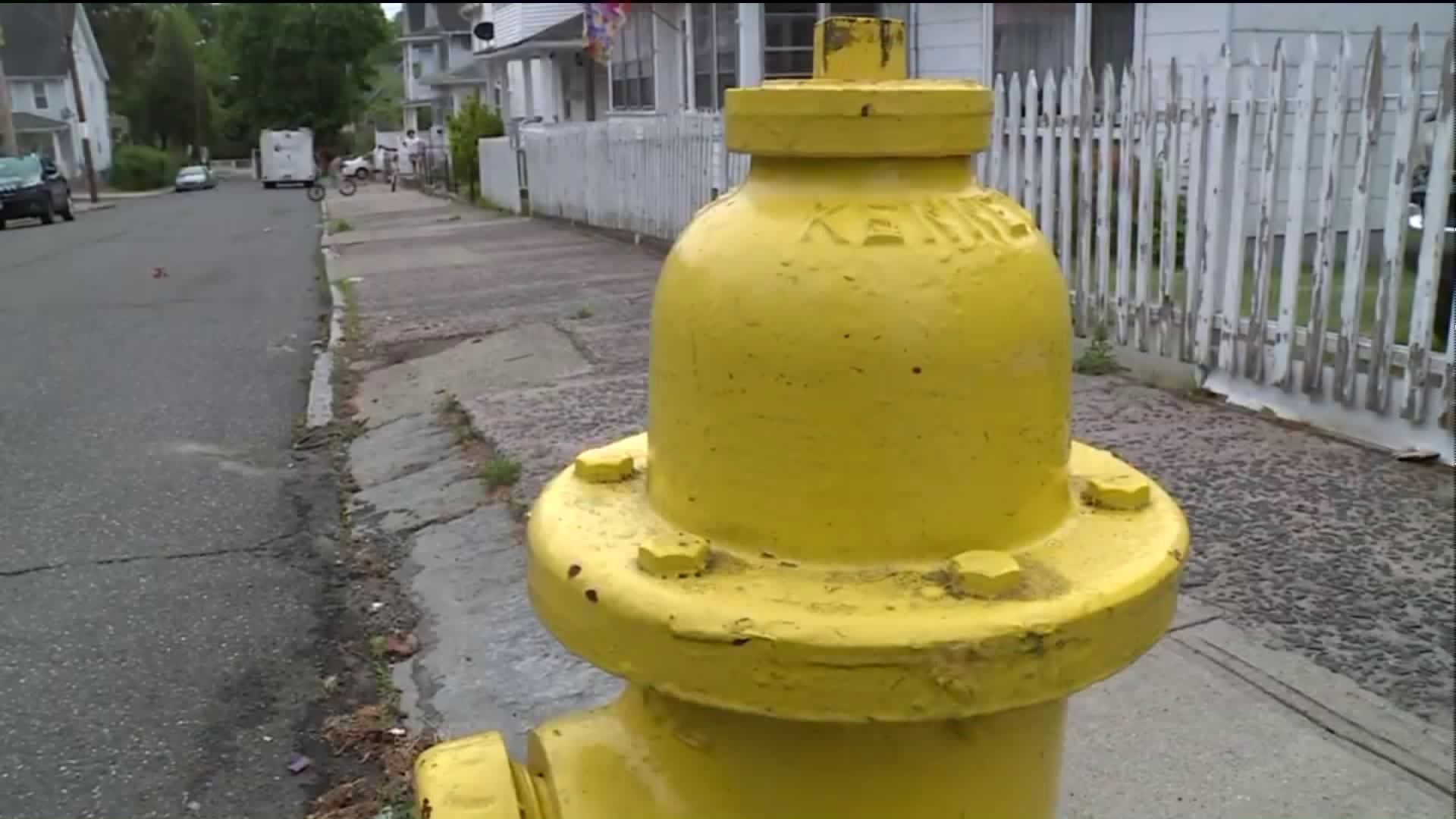 Broken fire hydrant causes delay in fighting Ansonia fire