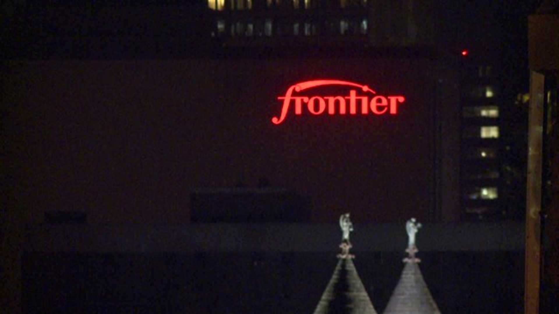 Customers complain about switch from AT&T to Frontier Communications