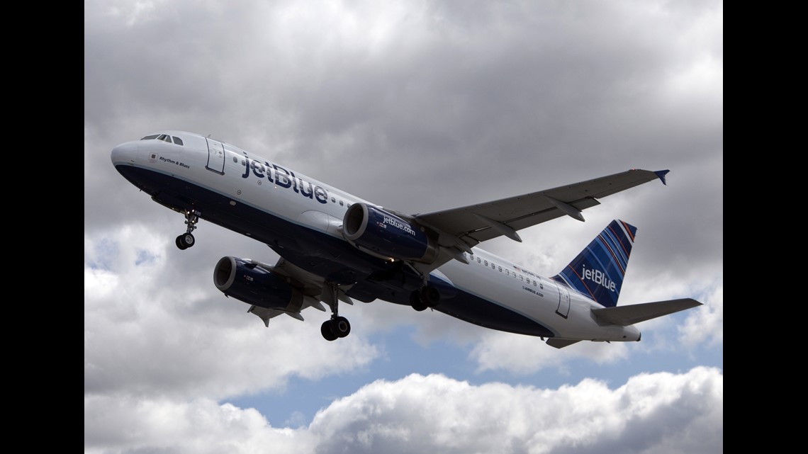 JetBlue dares Instagram users to delete their photos to win year of