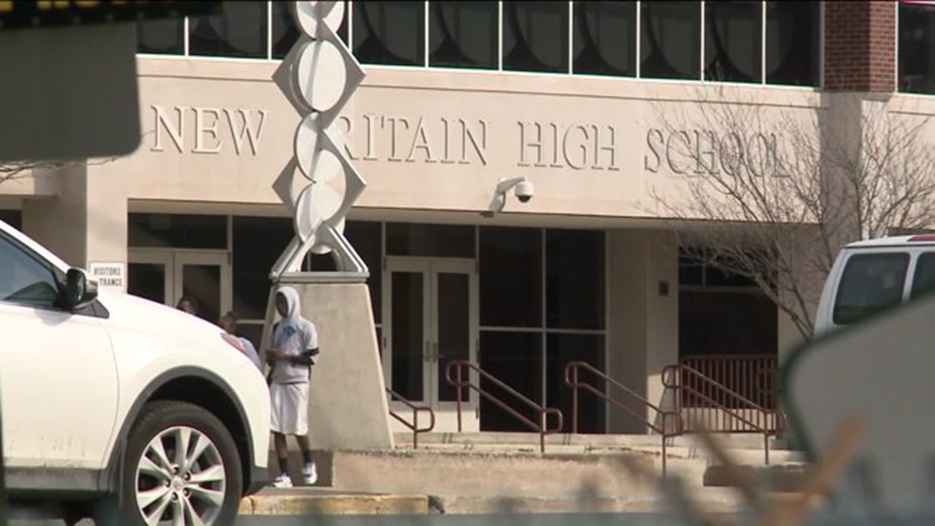 Huge fight breaks out in front of New Britain High School, leading to arrests