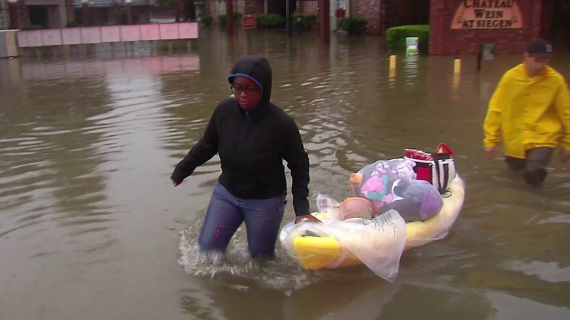 6 people killed, 30 parishes to be declared flood disasters, Louisiana