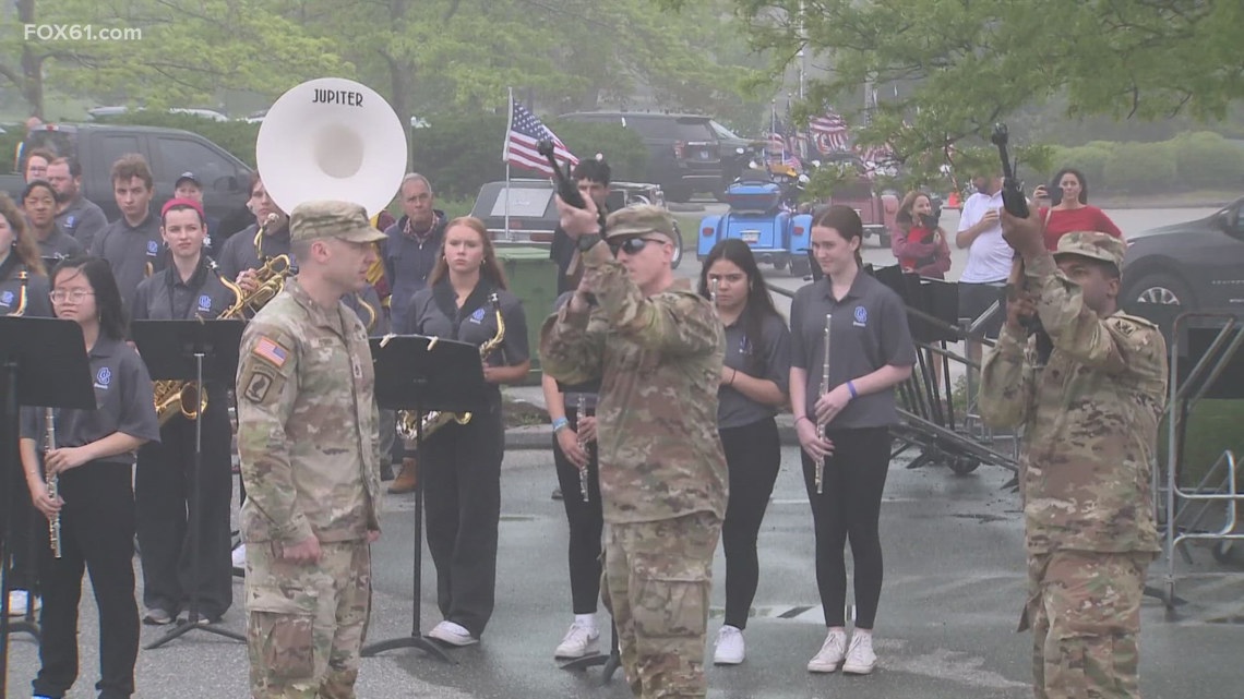 Memorial Day wreath ceremony, parade held in Old Saybrook