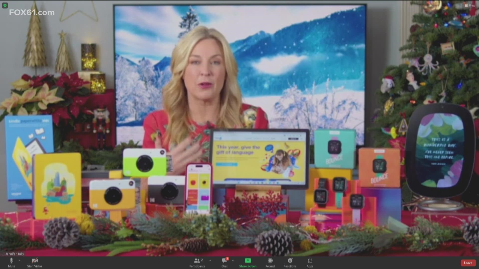 From reading tablets to instant cameras, Jennifer Jolly shares what top gadgets and tech tools to consider gifting this holiday season.