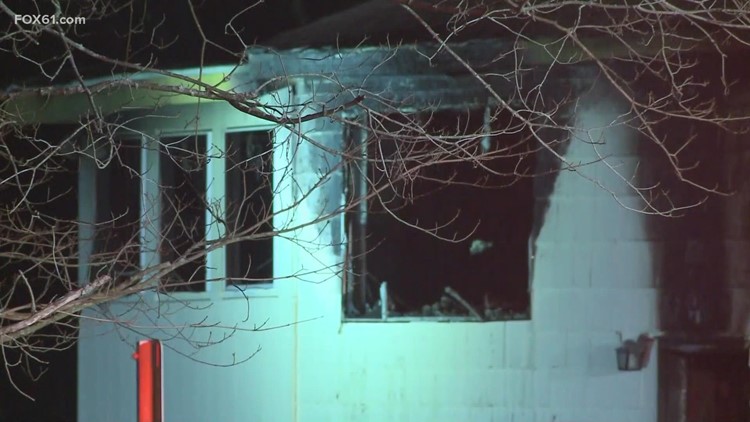 1 dead in Manchester house fire