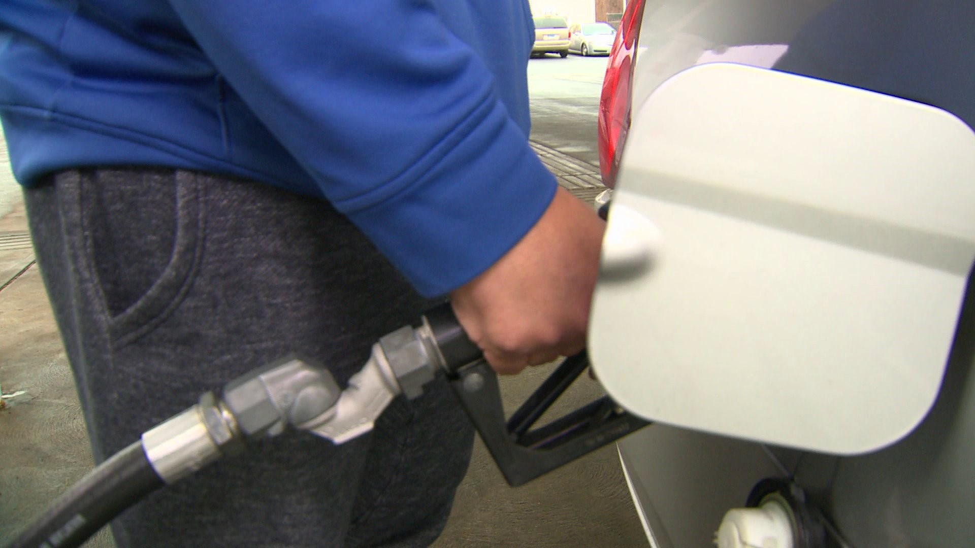 Gas prices to pump it up this summer, AAA says