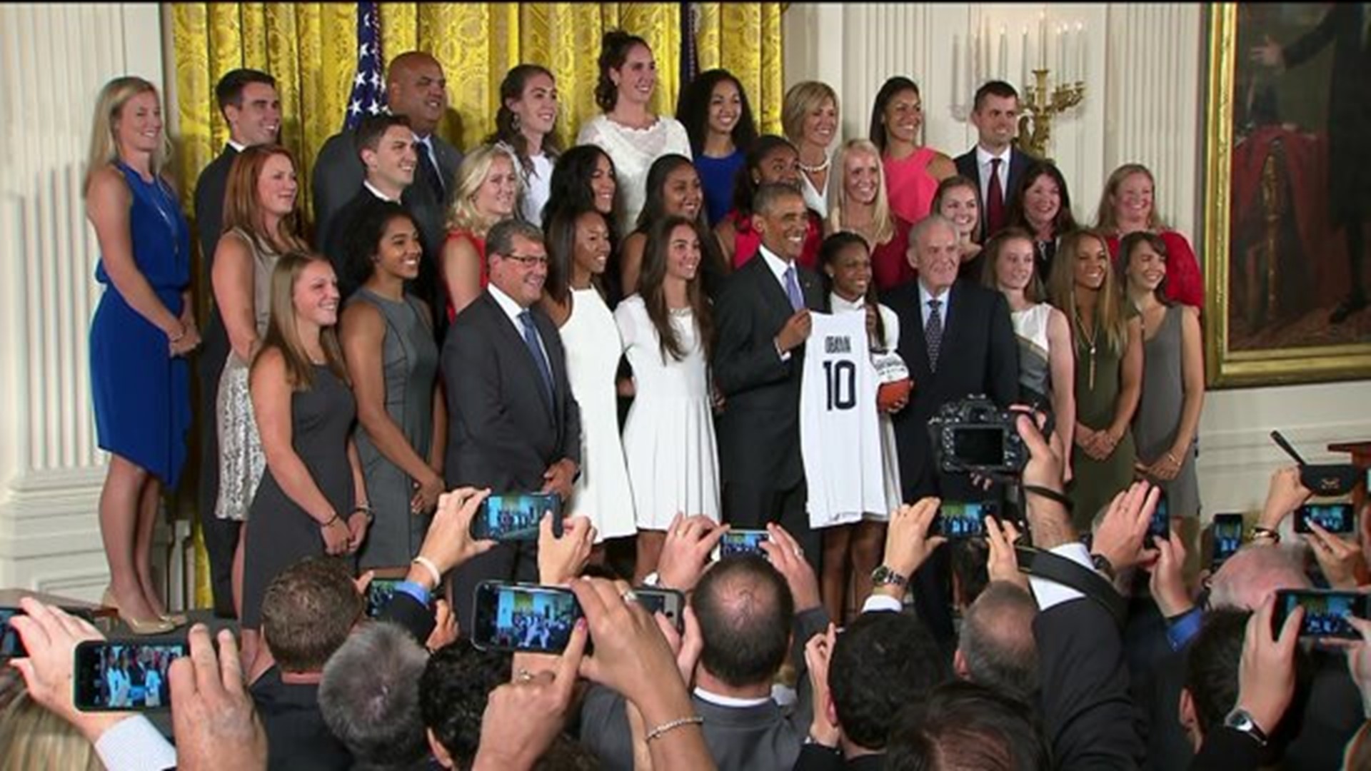 Huskies at The White House