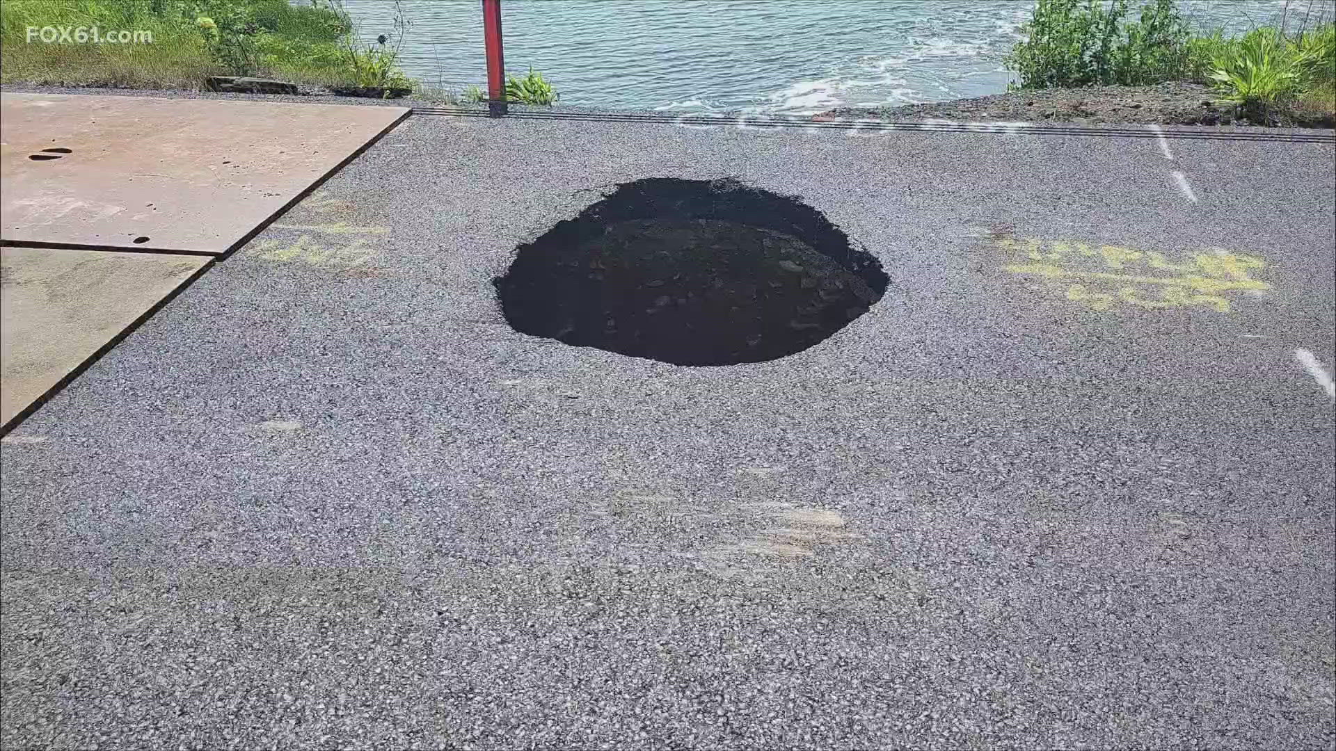 A road in Stratford is closed indefinitely. Route 113, or Lordship Boulevard, is shut down between Access Road and Oak Bluff Road after a sinkhole formed there. 