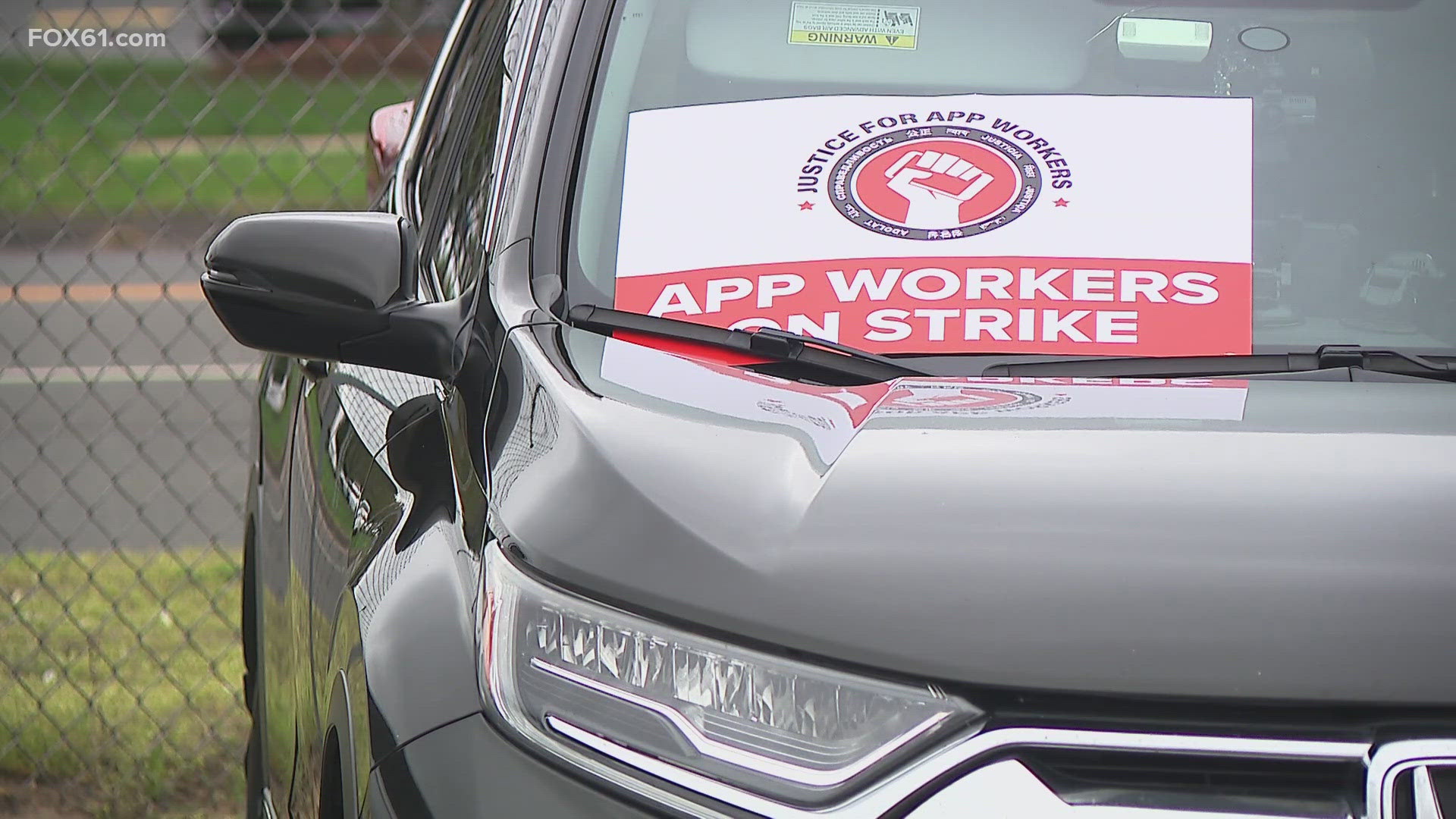 Rideshare service drivers say they are struggling. They are now rallying for better pay and safer working conditions.