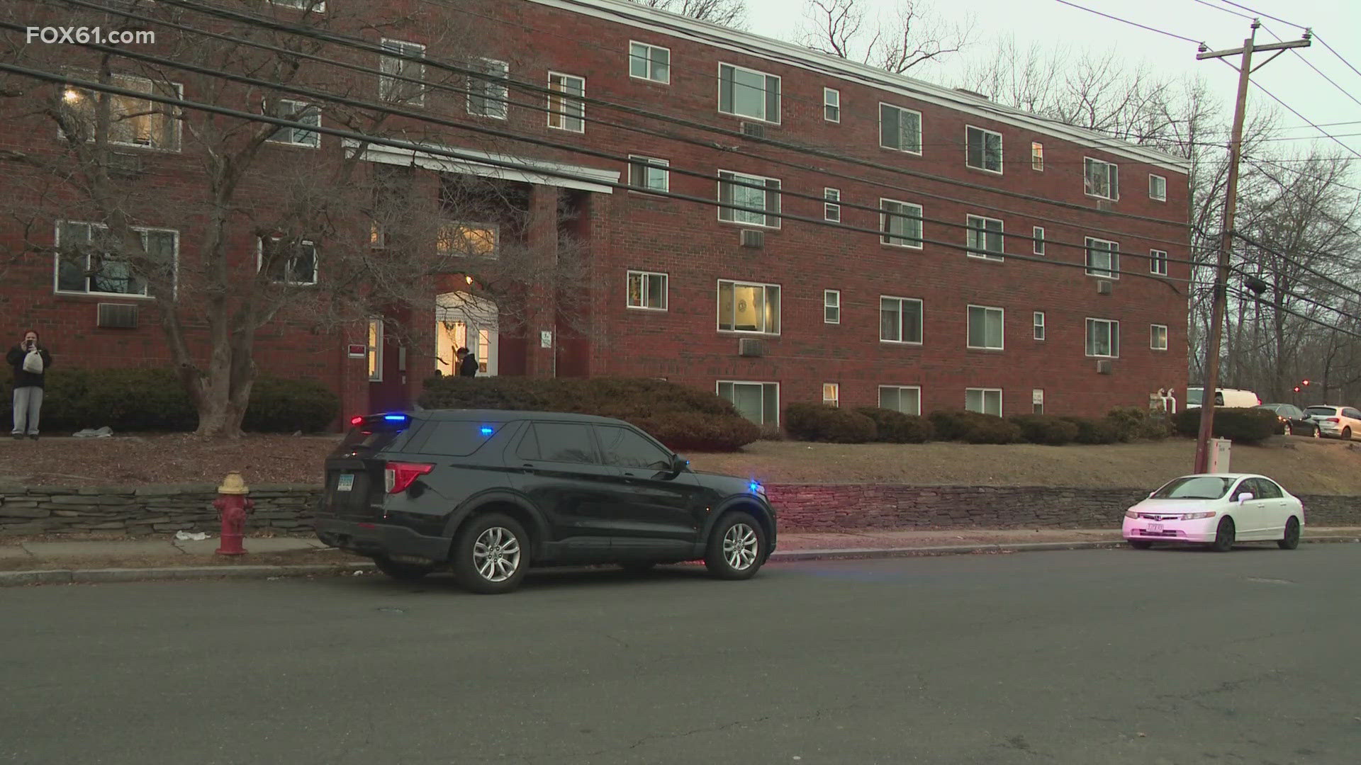 West Hartford man arrested for allegedly setting his apartment on fire ...