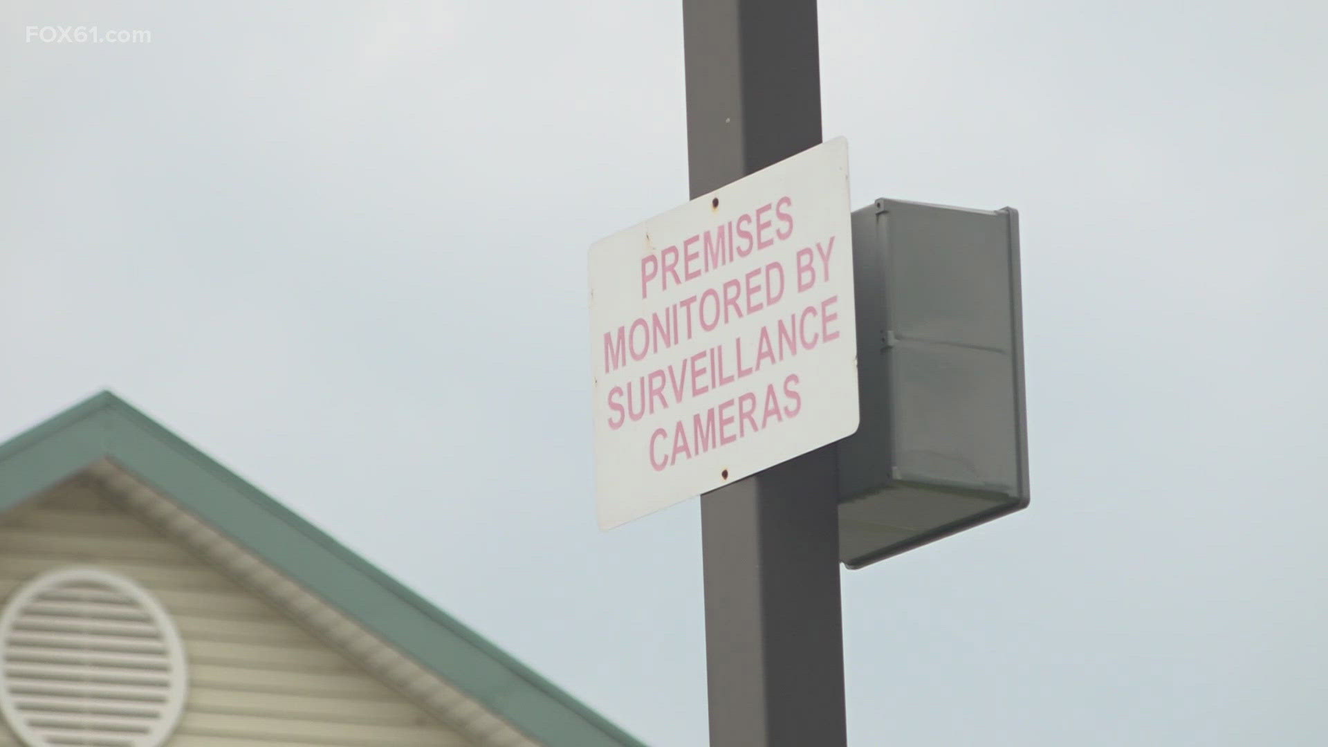 2 men shot in Hartford CT including 19 year old in critical condition