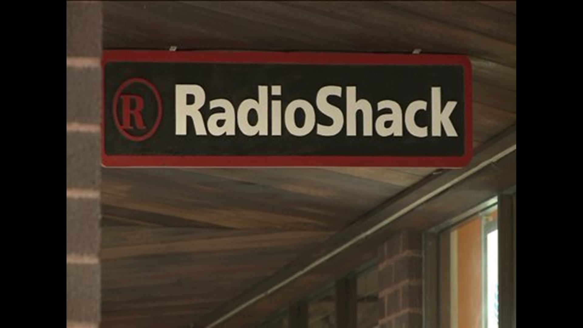 RadioShack set to close 24 stores in Connecticut