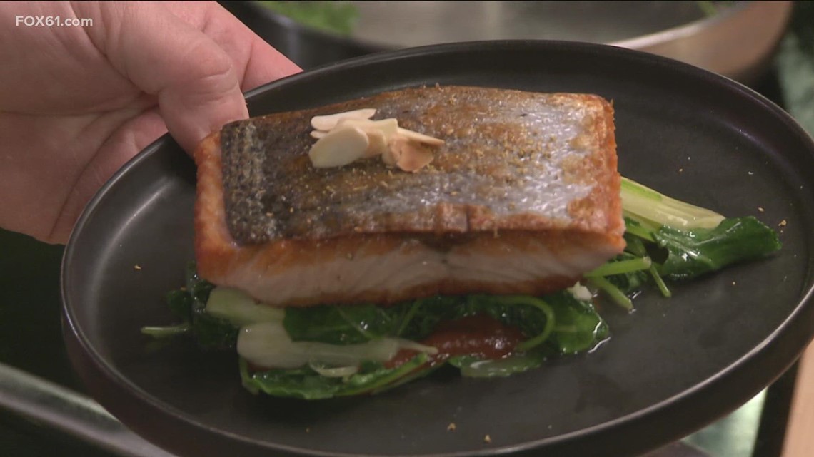 Recipe: Salmon with almond mole - Vimarsana News