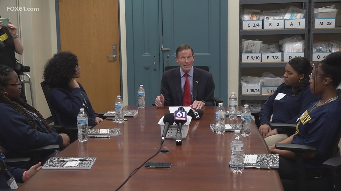 Sen. Blumenthal speaks with students to help combat online bullying | fox61.com