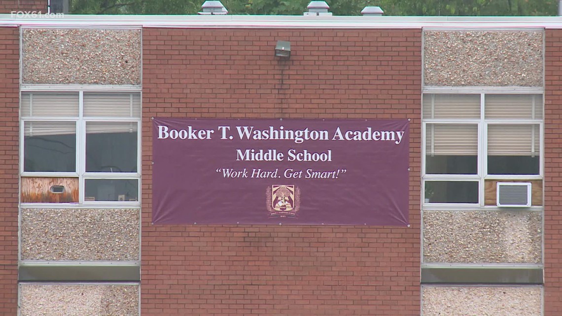Former Hamden teacher accused of having sex with teen in classroom | fox61.com