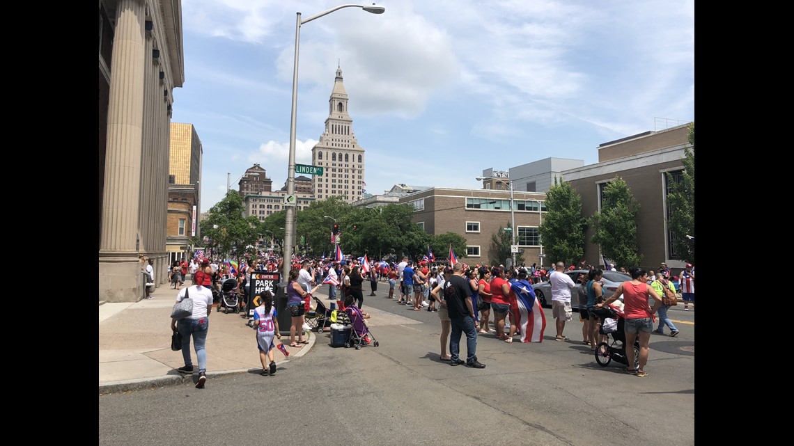 Thousands gather in Hartford for the Puerto Rican Parade