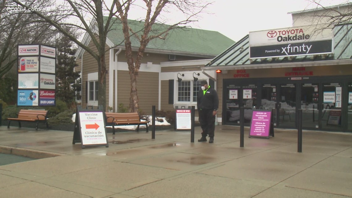 Hartford Healthcare Opens Vaccine Clinic At Oakdale Theater In Wallingford Fox61 Com